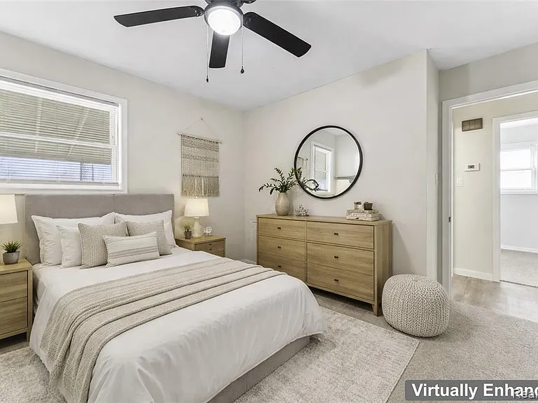 27210 Seyburn Ave — Photo 19