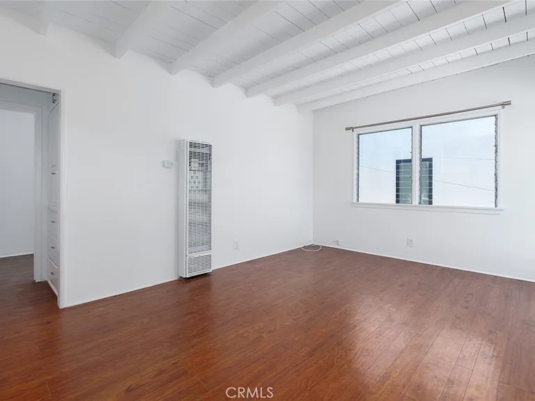 720 Narcissus Ave — Photo 17
