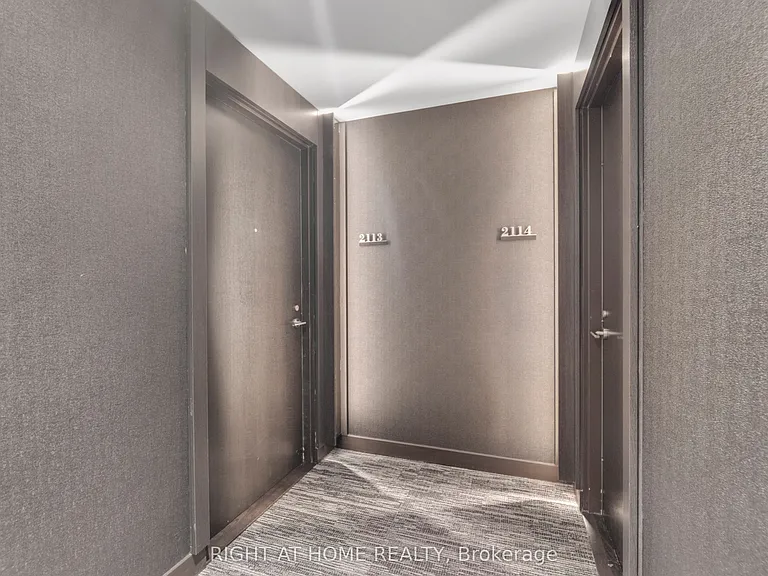 11 Yorkville Ave #2113 — Photo 7