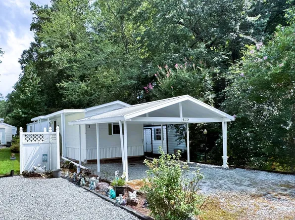 3 Cannalily Dr, Hendersonville, NC 28792