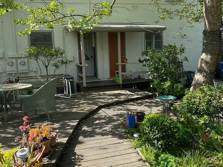 3559 N St — Photo 11