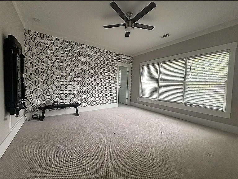 328 Marigna Ave — Photo 15