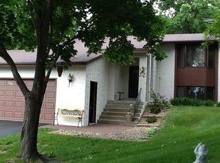 13501 Judicial Rd, Burnsville, MN 55337