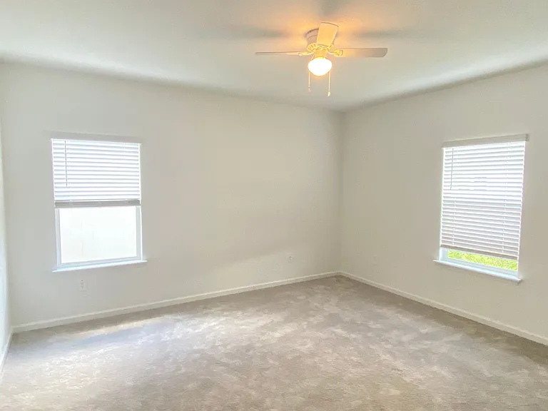 6615 SW 89th Ln — Photo 7