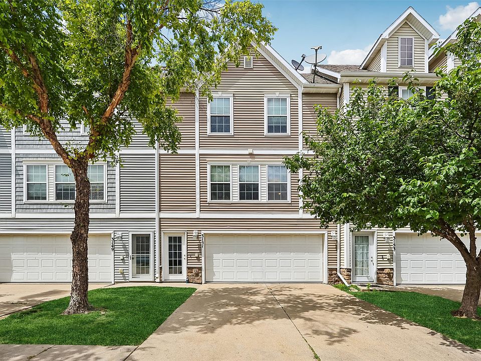1st image of 3151 SW Sharmin Ln