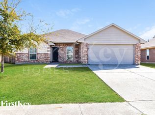 1818 Willowbrook Dr, Terrell, TX 75160
