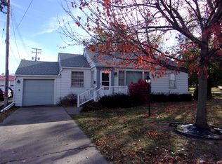 1304 N 24th St, Quincy, IL 62301