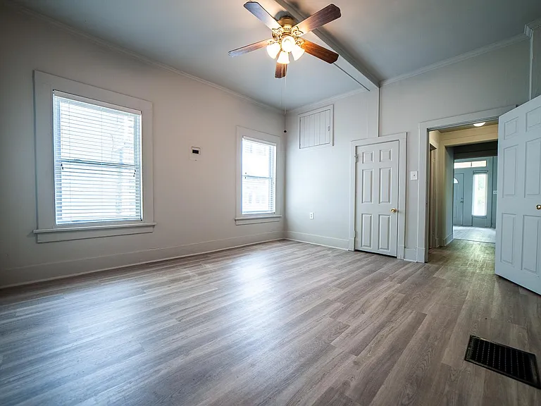 35 S Rembert St — Photo 16