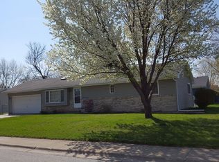 1528 Marquis Dr, Bradley, IL 60915