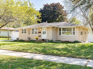 1852 34th St NW, Rochester, MN 55901