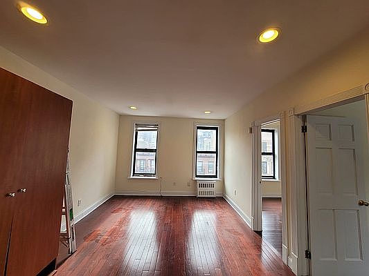 1st image of 217 E 82nd St #5X