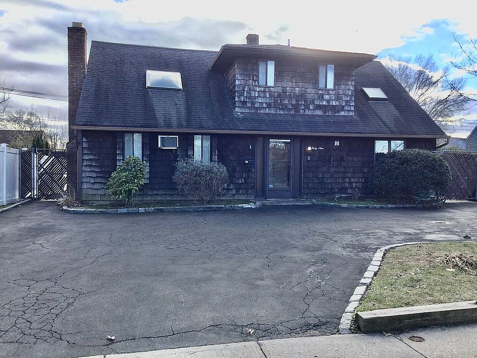 1st image of 49 Heather Ln