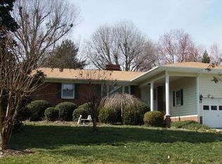 483 White Oak Dr, Roxboro, NC 27573