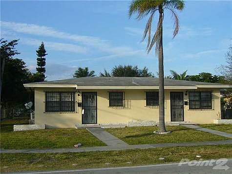1st image of 505 NE 142nd St