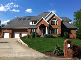 14 Waters Edge, Winfield, WV 25213