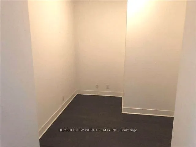 399 Adelaide St W #211 — Photo 5