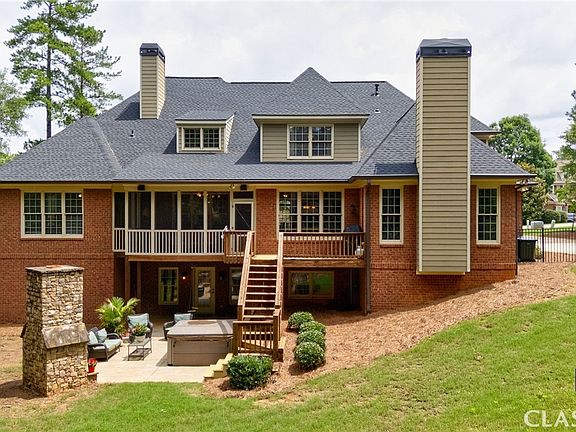 4th image of 1215 Shoal Creek Way