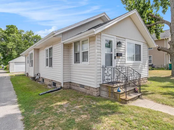 2612 Milburn Blvd, Mishawaka, IN 46544