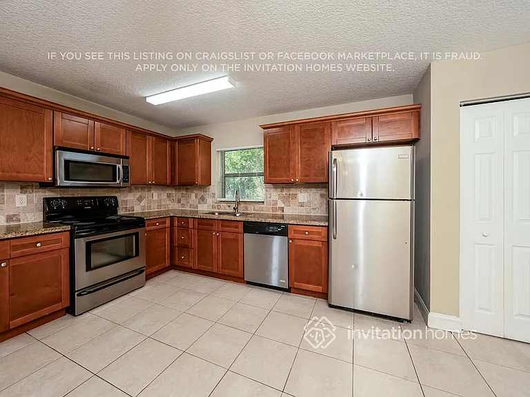 5646 Lincoln Cir E — Photo 6