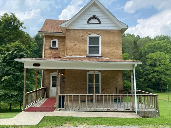 236 N Pike St, Barrackville, WV 26559