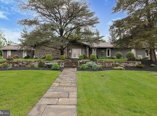 952 Briar Ln, Pottstown, PA 19464