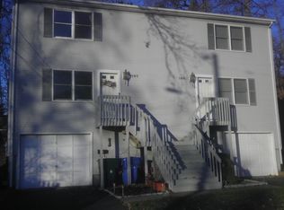 107 West St, Manchester, CT 06040