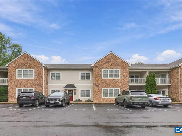 1410 N Coalter St N #306, Staunton, VA 24401
