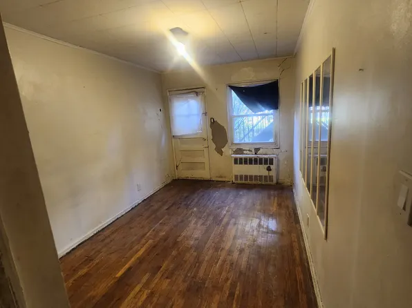 1125 East 104th Street image 11 of 15