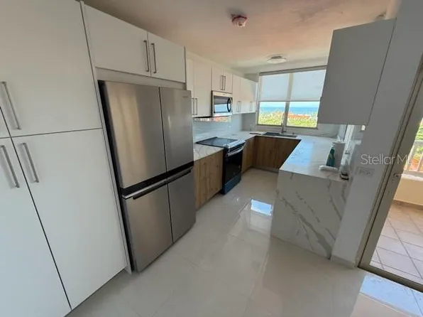 285 Palmas Inn Way SE #5302, Humacao, PR 00791