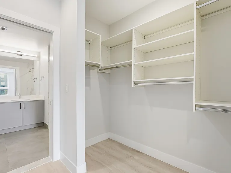 Skylar Lofts JC — Photo 12