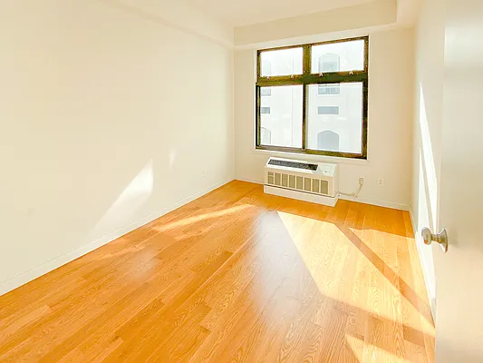 Rented by MySpaceNYC | media 37