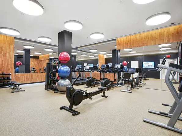 115 East 55th Street image 17 of 18