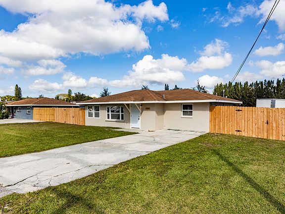 3rd image of 1503 54th Avenue Dr W