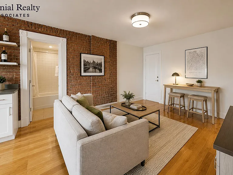 83 Harvard St #21 — Photo 3