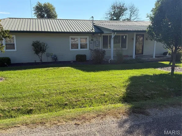 206 N Main St, Ewing, MO 63440