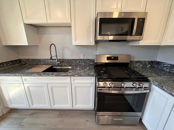 5th image of 877 Diamond St #A