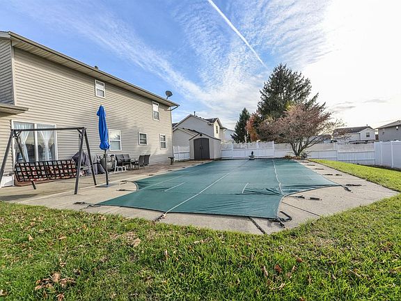 5th image of 6567 Vonnie Vale Ct
