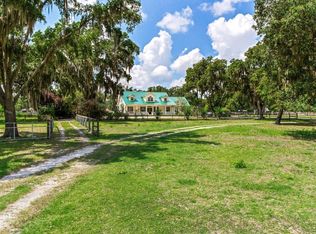 2915 McGee Rd, Plant City, FL 33565