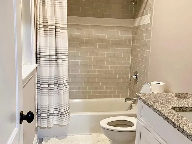 2nd bathroom
