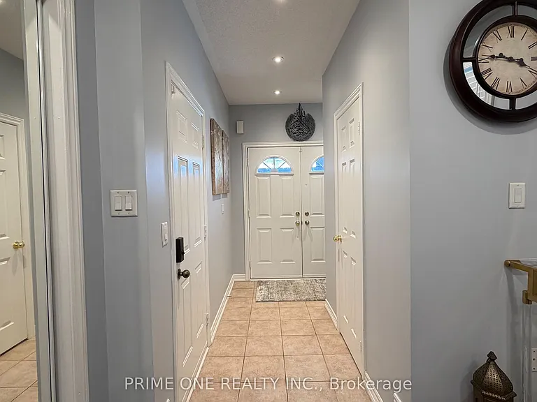 7124 Village Walk — Photo 5