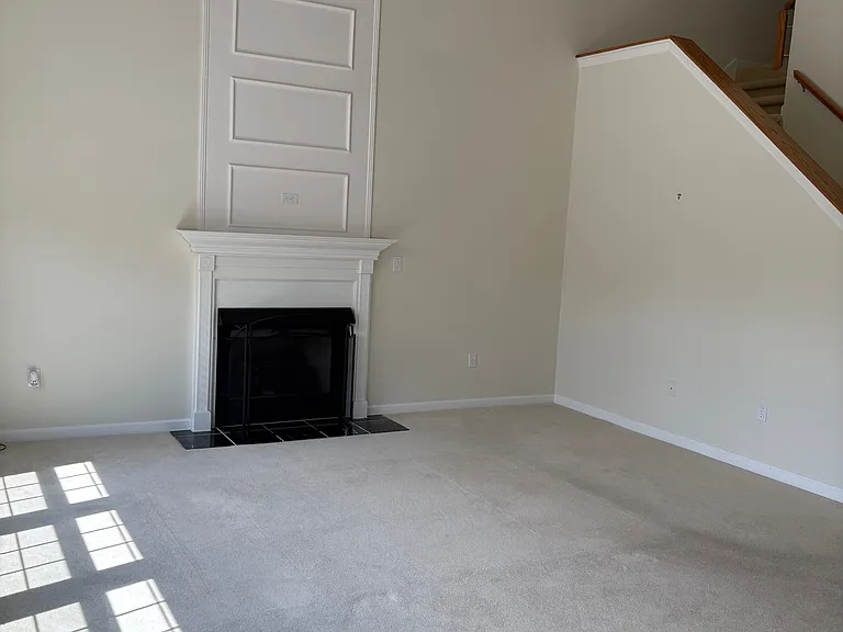 2285 Lubna Dr — Photo 10