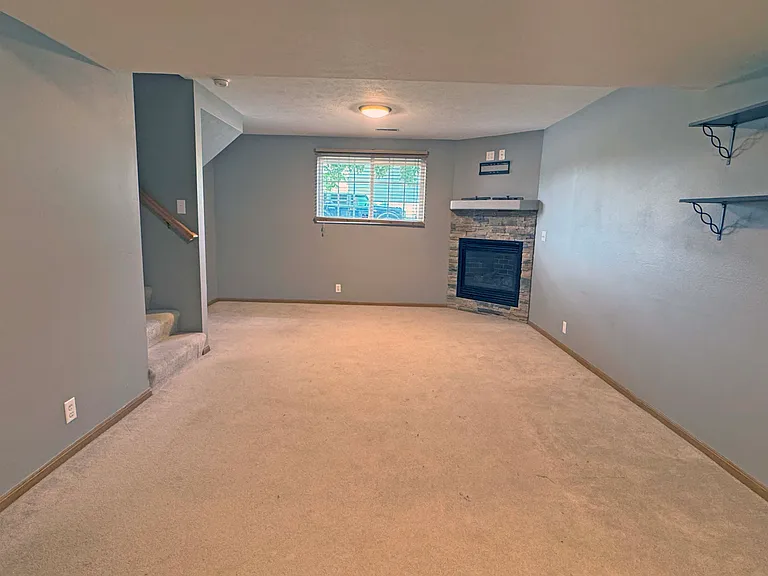 17129 Sahler St — Photo 22