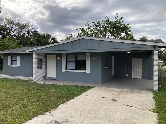 1st image of 5730 NE 32nd St