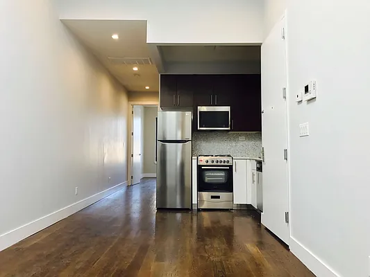 Rented by Nooklyn NYC LLC | media 29