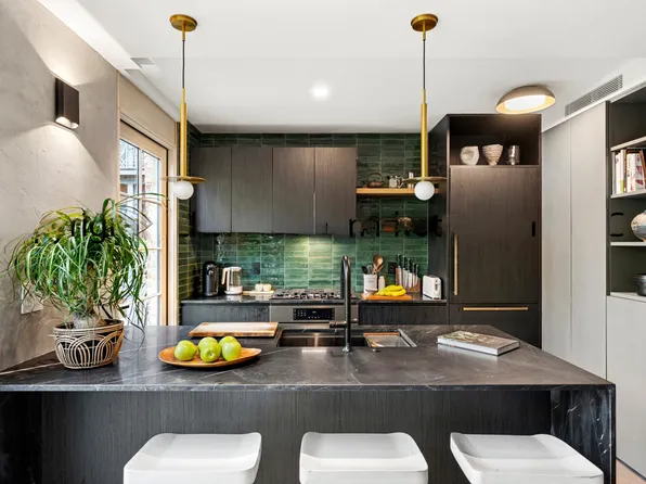 183 Wyckoff Street image 13 of 25