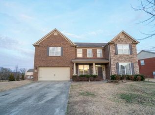 1016 Addington Rd, Hendersonville, TN 37075