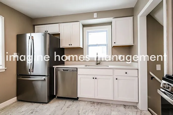1385 W Miner Rd — Photo 6