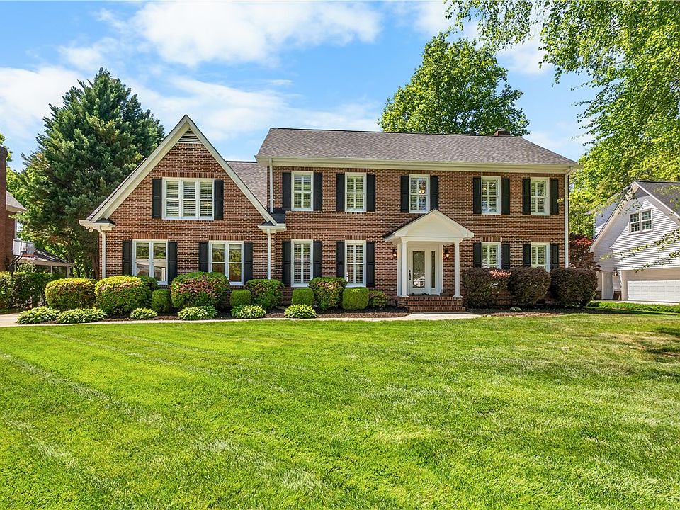1st image of 312 English Oak Rd