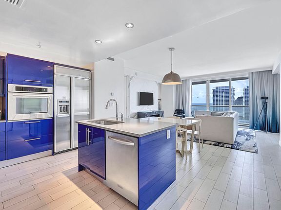 2nd image of 3101 Bayshore Drive #2005