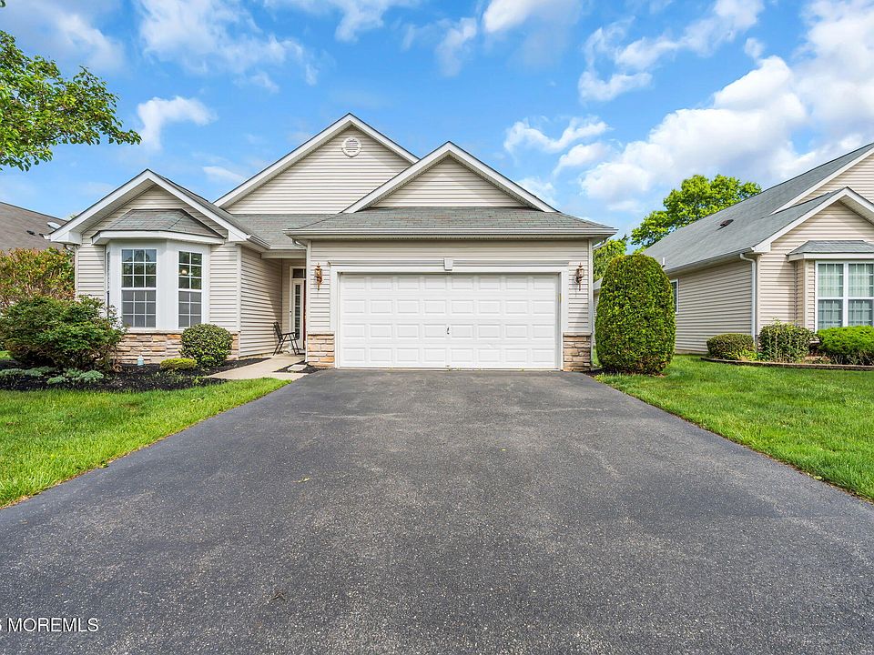 1st image of 317 Damiano Way